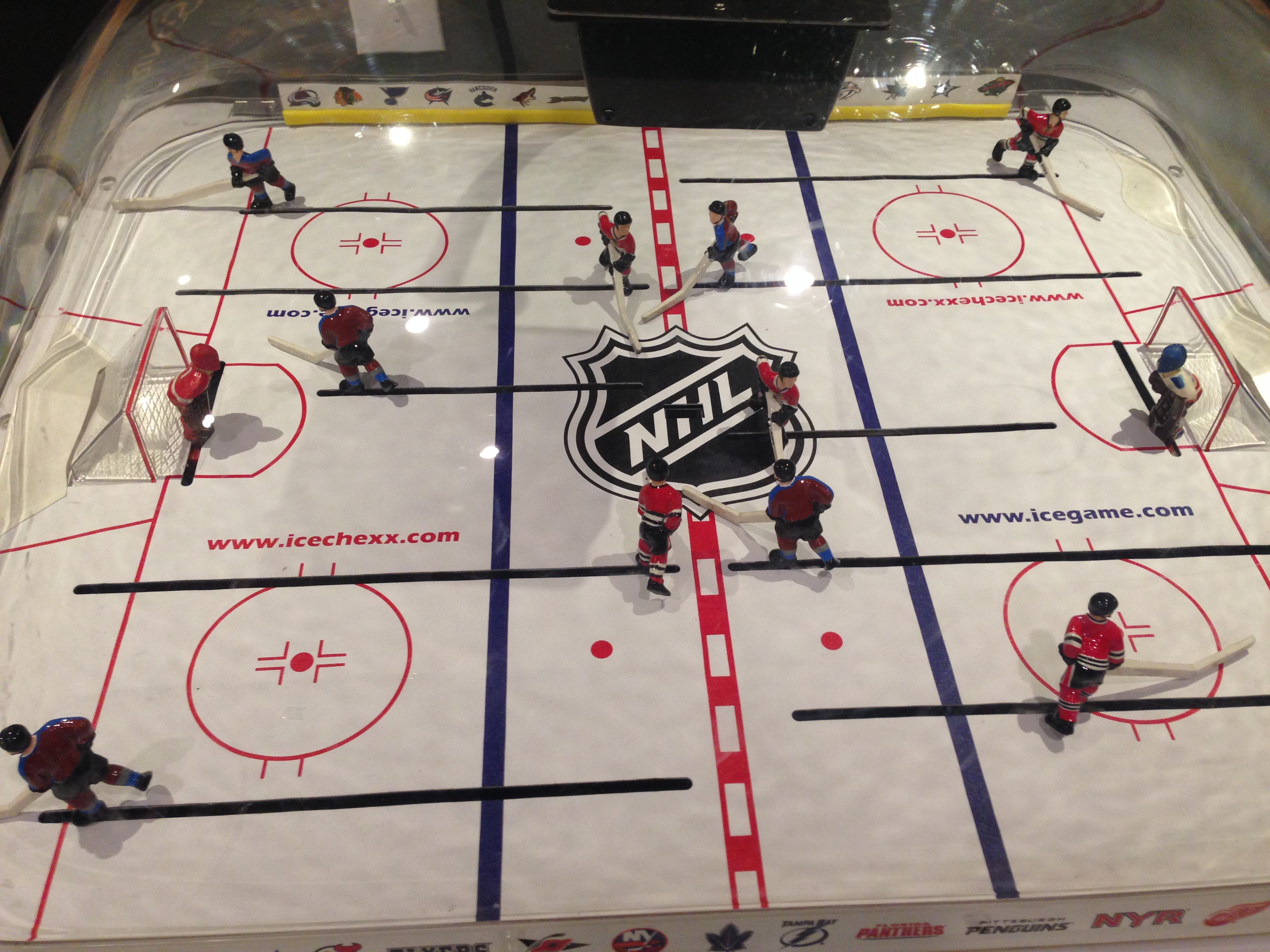 bubble_hockey_picture_1