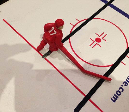 How to replace your Chexx bubble hockey players