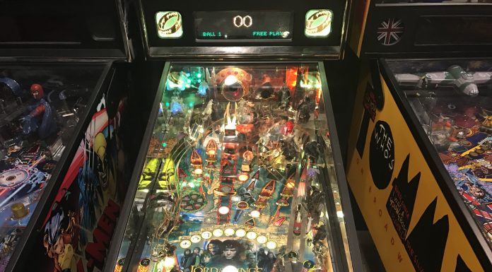 Lord of the Rings Pinball Machine Review Lord of the Rings pinball machine with LED's