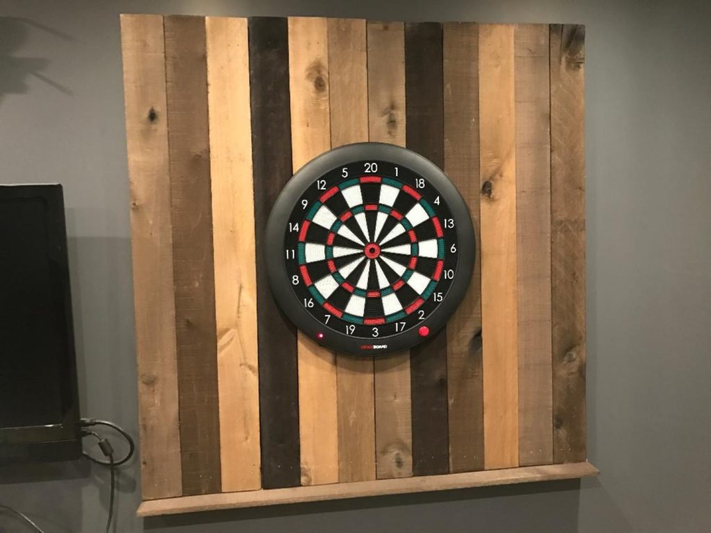 DIY Reclaimed Wood Dart Board Wall Game Room Info