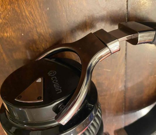 Cowin E7 Active Noise Cancelling Headphones review cowin e7 headphones